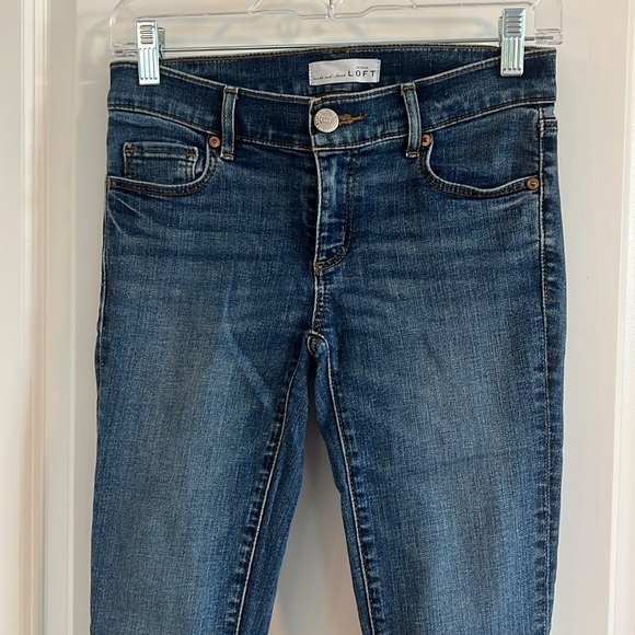 LOFT Women’s Skinny Crop Dark Wash Jeans 24/00 - Picture 3 of 9